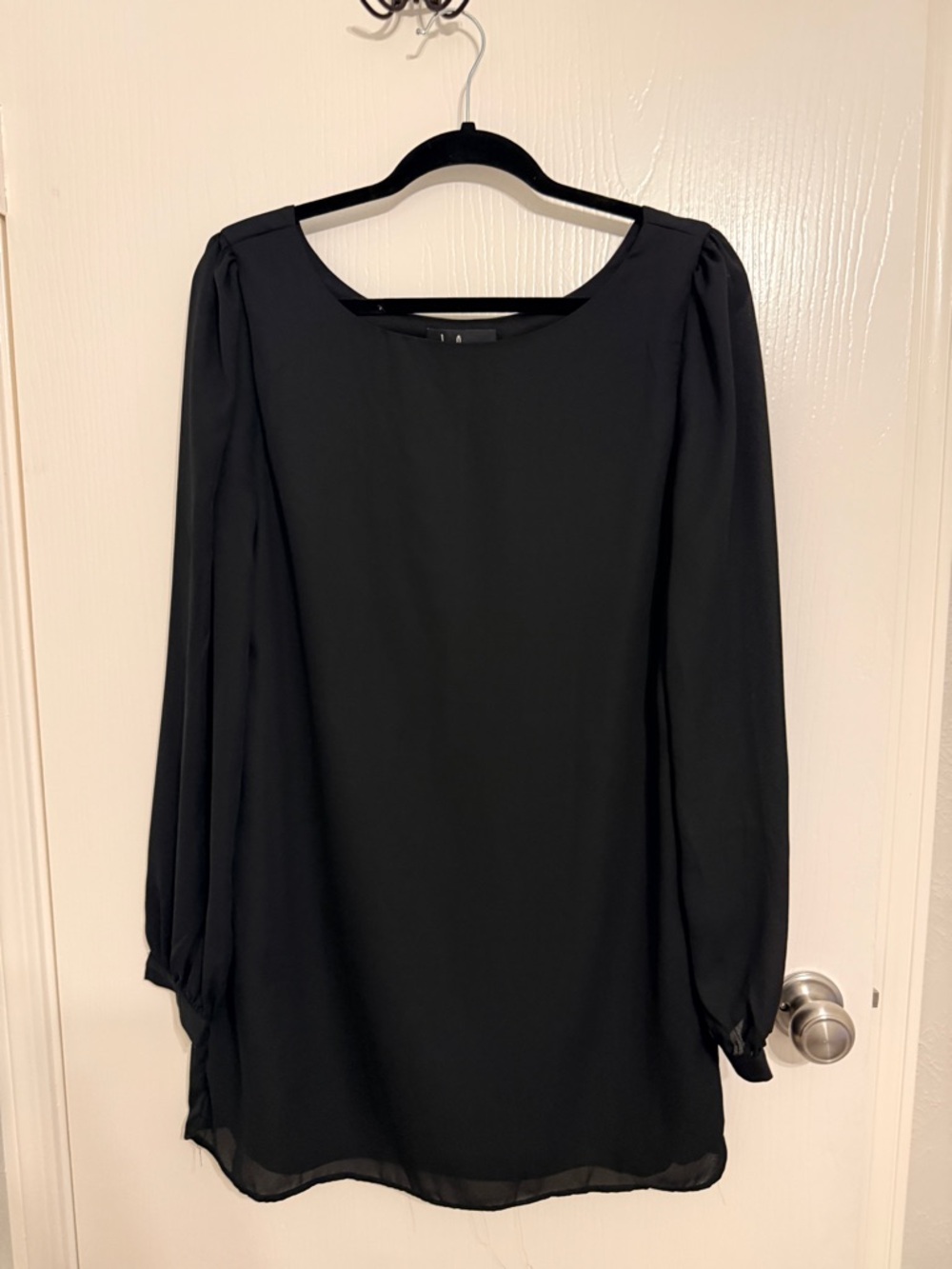 Lulu's Black Long-Sleeve Boatneck Tunic Dress